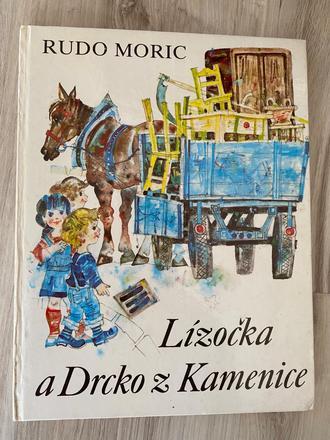 Rudo moric krásna kniha lízočka a drcko z kamenice,