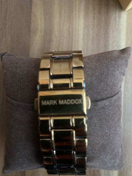 Hodinky mark maddox, 