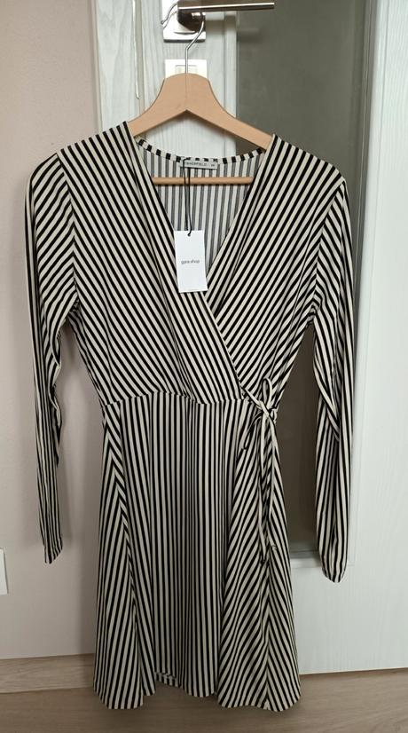 Čierno - biele šaty, m