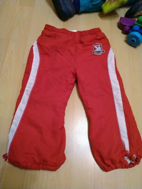 Teplucke nohavice, 92