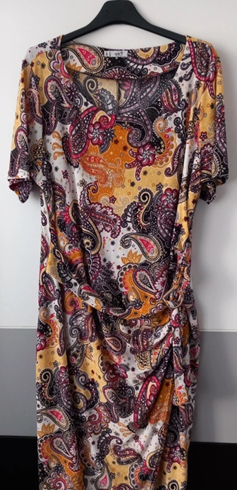 Farebné šaty veľ.44, xxl