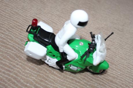 Motorka s policajtom,