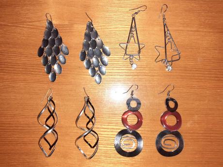 Bižutéria-náušnice, 