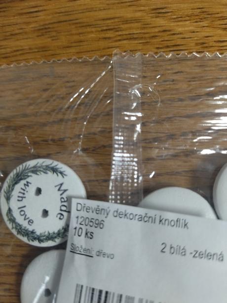 Drevené dekoračné gombiky, 