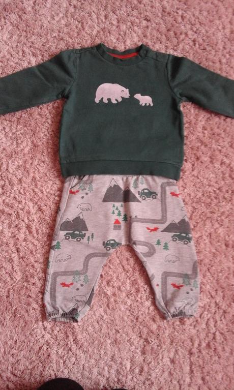 Teplákový set, c&a,80