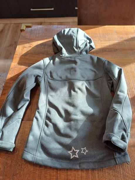 Softshelová bunda, 134