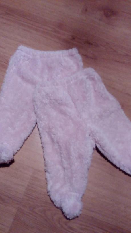 Chlpaté teplačky, 74