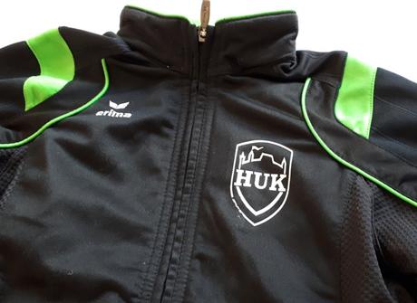 Zeleno-cierna teplaková suprava, 128