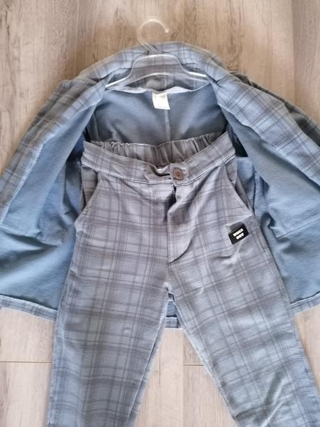 Oblek pre chlapca, 122