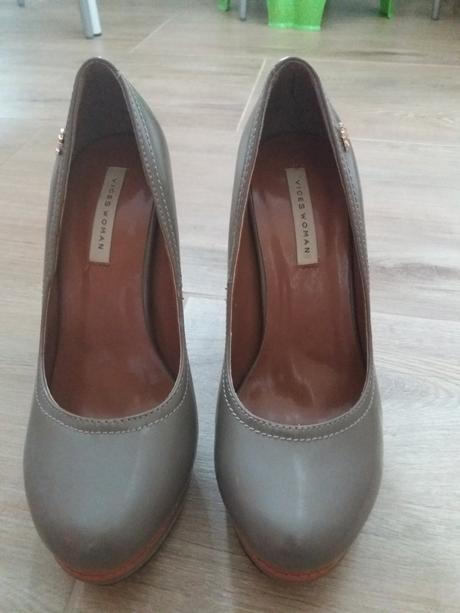 Úžasné vysoké lodicky, 38