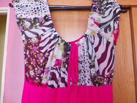 Ružové letné šaty, s