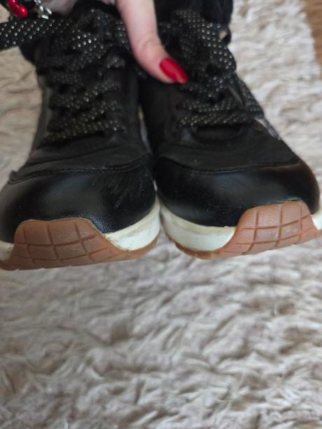 Zateplené tenisky, skechers,36