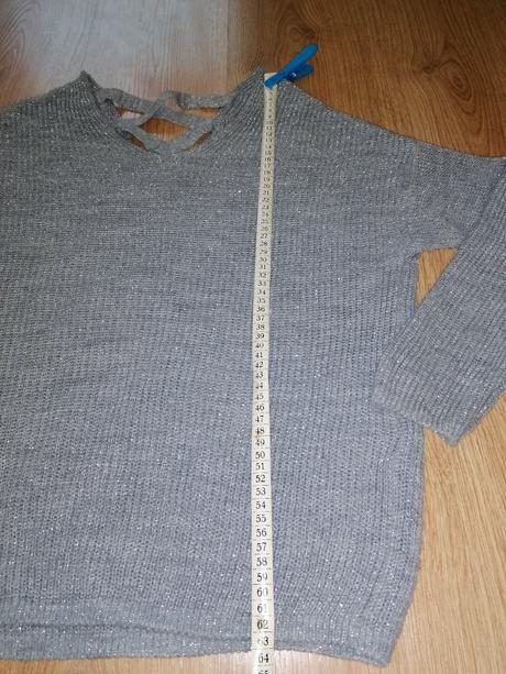 Svetrík s trblietavou striebornou niťou, xs