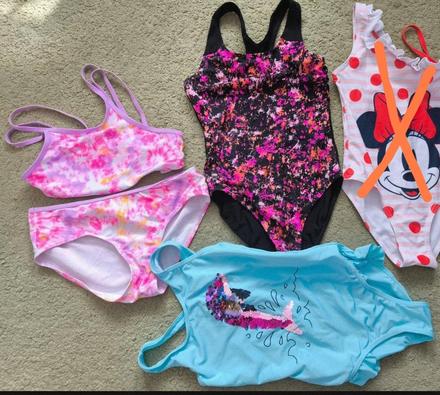 Dievcenske plavky 128-134, 134