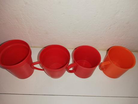 4x plastový hrnček, 