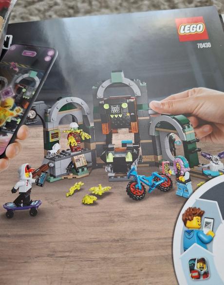 2x lego hidden side, 