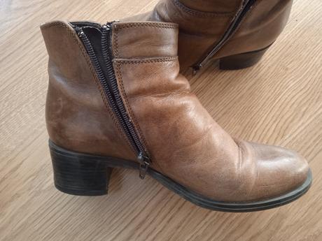 Kožené čižmy, baťa,36