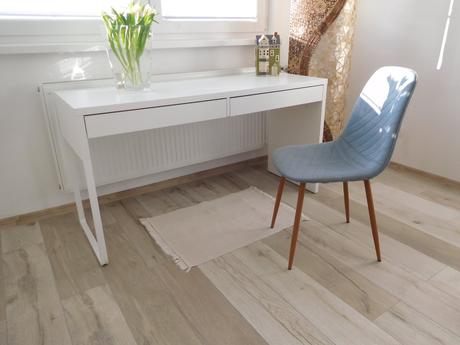 Stol písací biely  142 x 50 cm + stolička pevná,, 