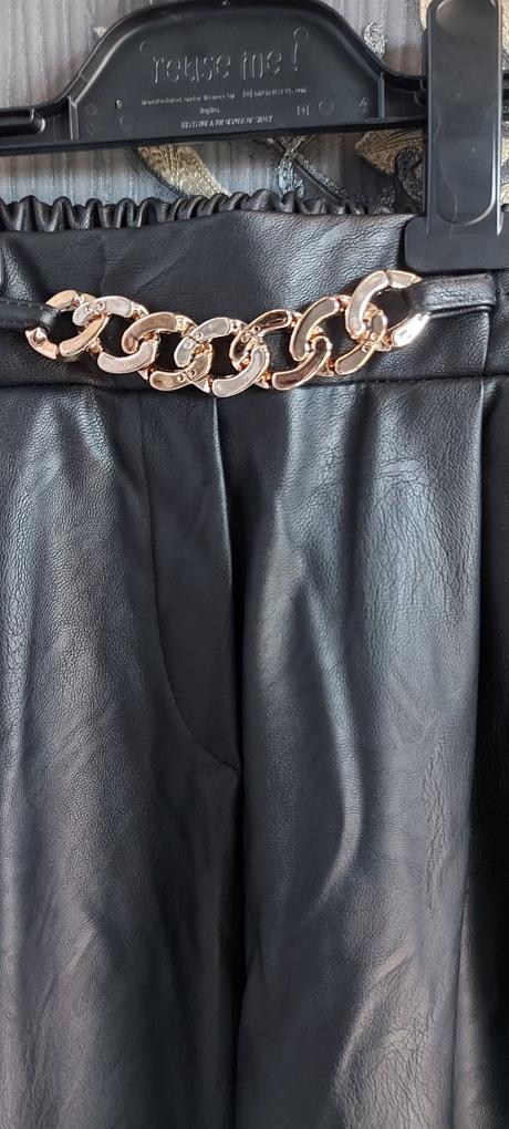 Nohavice koženkove, l