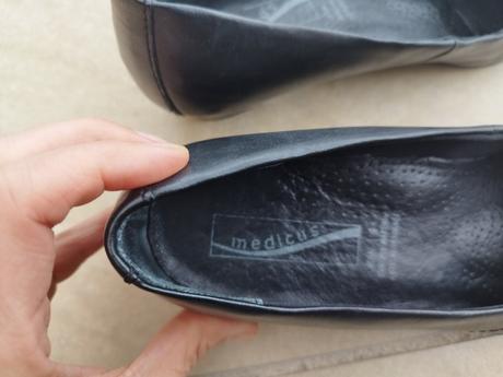 Celokožené jemné lodičky medicus značky, 37