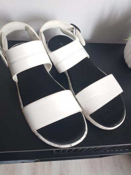 Sandálky, reserved,36