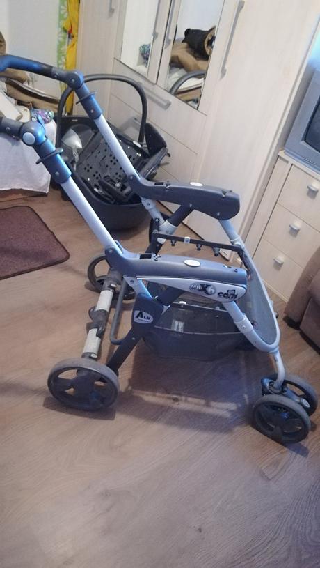 3 kombinácia kočik zn. cam, cam,cam mb x6