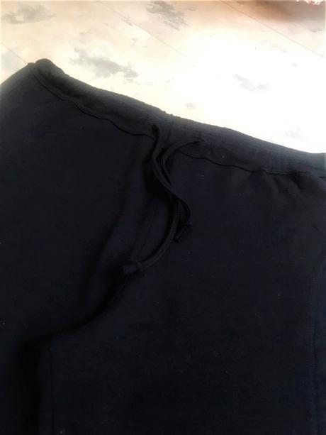 Kvalitné športové tepláky, xl