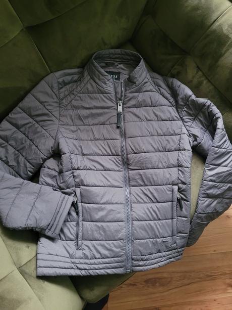 Guess bunda, guess,m