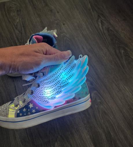 Svietiace skechers wings, skechers,31