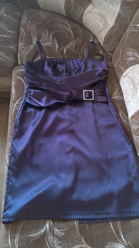 Spoločenské šaty, 44