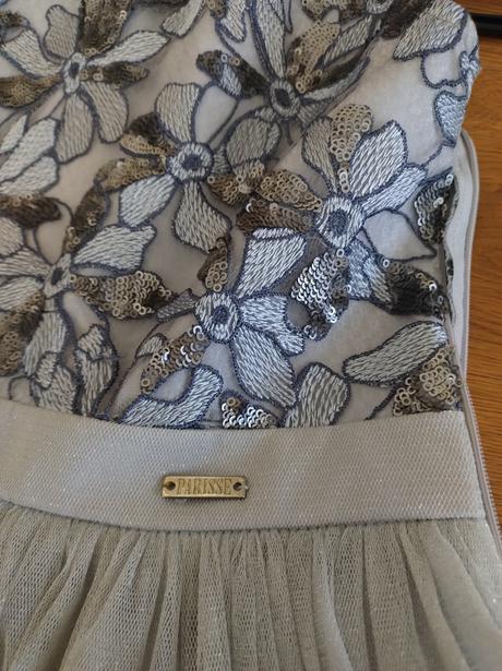 Spoločenské šaty už aj s poštovným, 128