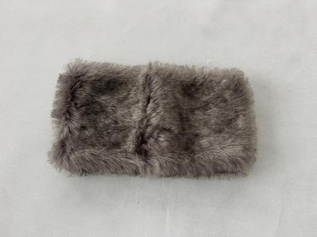 Nákrčník z umelej kožušiny, zara