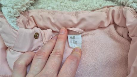 Zimna hruba bunda s odopinatelnou kapucou, h&m,86