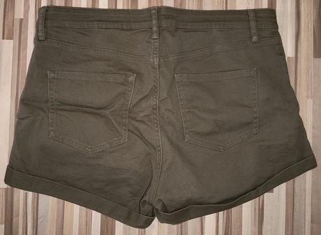 Kraťase, h&m,42