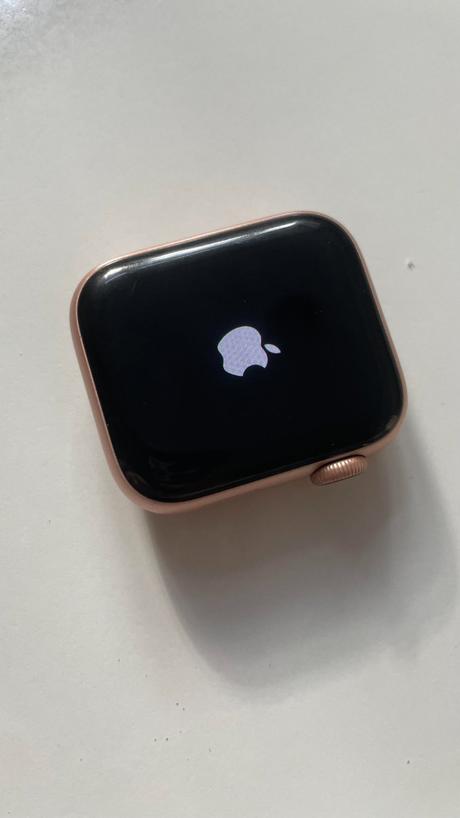 Apple watch 4, 40mm, apple
