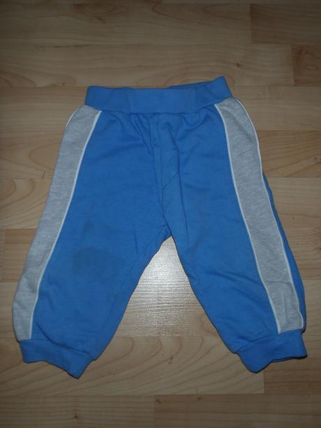 Tepláky. velkost 68 cm, kik,68