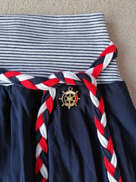 Letná námornícká sukňa, m / s