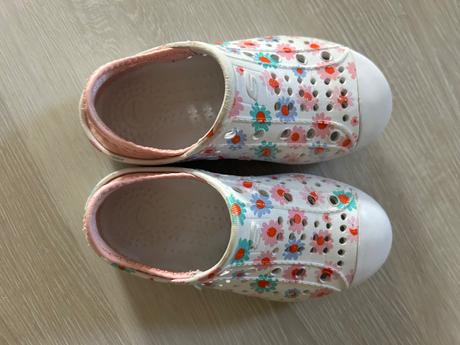 Skechers foams, skechers,25