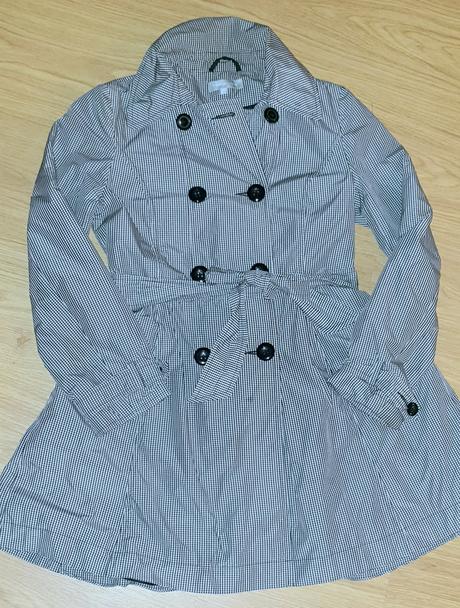 Prechodný kabát, 34