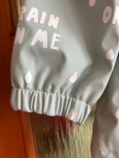 Pogumovaná bundička, reserved,104