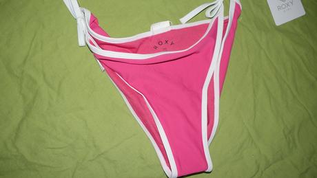 Nove plavky roxy, roxy,152