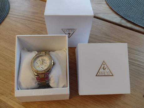 Hodinky guess, guess