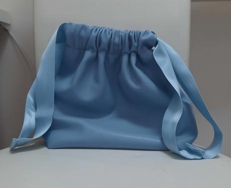 Super pastelovomodrá kabelka, 