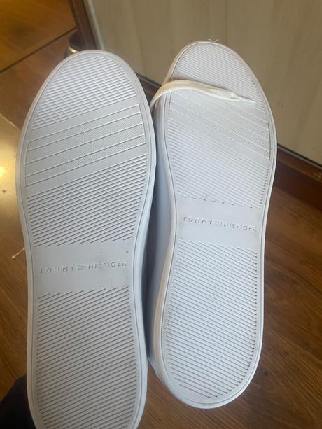 Nové tenisky, tommy hilfiger,41