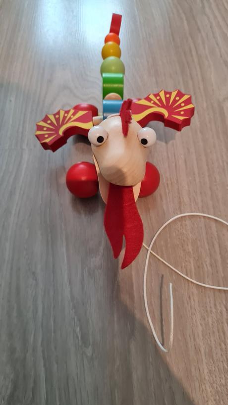 Drevený ťahací drak small foot merlin, 