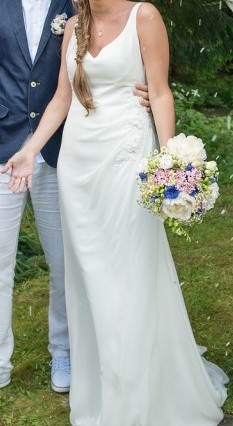 Svadobne saty darujem, m