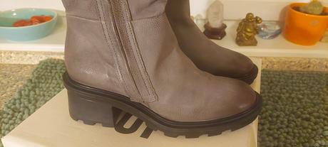 Mjus dámske čižmy, pc 179 eur, 38