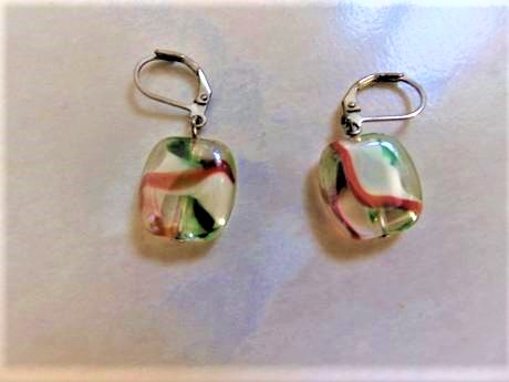 Zaujímavé náušnice, 