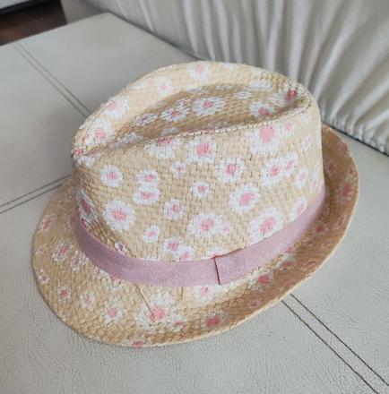 Dievčenský klobúčik, 116