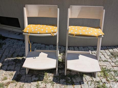Detská jedálenská rastúca stolička guuga, 